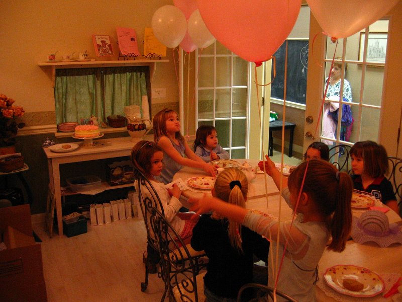 20040320 Caitlin Birthday 19.JPG